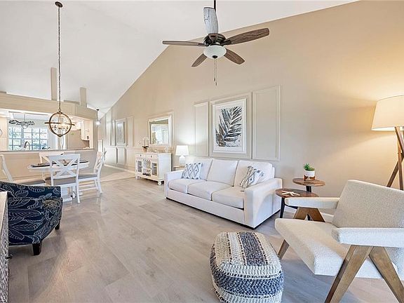 5th image of 13631 Worthington Way APT 1710