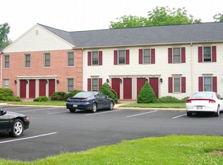 635 Brunnerville Rd, Lititz, PA 17543