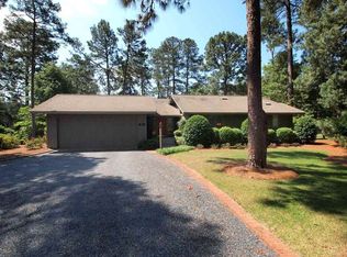385 Doral Pl, Pinehurst, NC 28374