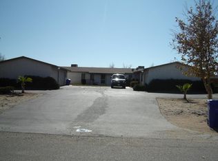 13537 Niabi Rd, Apple Valley, CA 92308