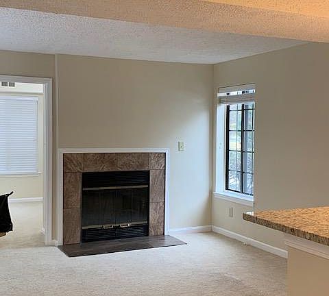 4th image of 6039 Curtier Dr #A