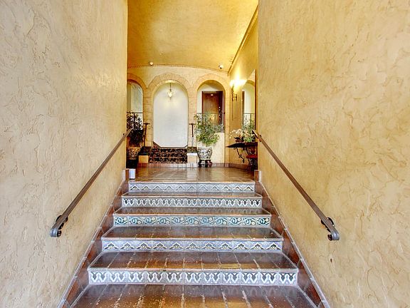 5th image of 1299 Lombard St APT 66
