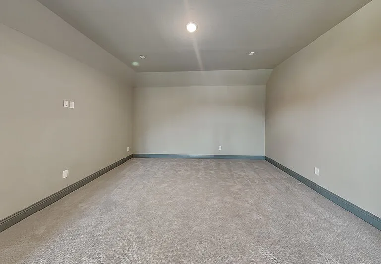 1930 Inwood Ln — Photo 18