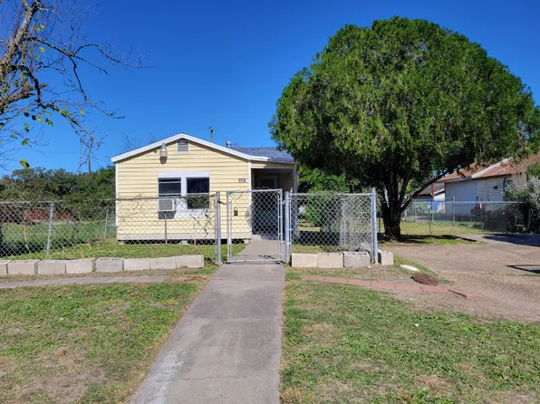 904 E Henrietta Ave, Kingsville, TX 78363