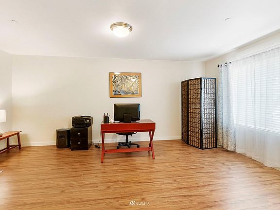 5th image of 17408 118th Avenue Ct E Unit C