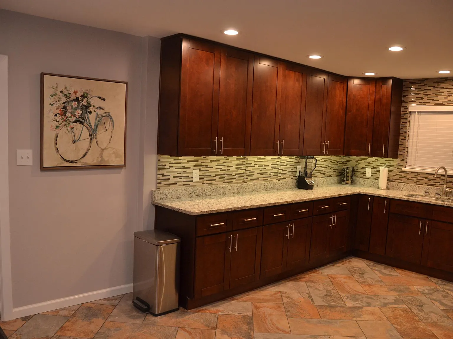 409 N Lea Ave — Photo 3