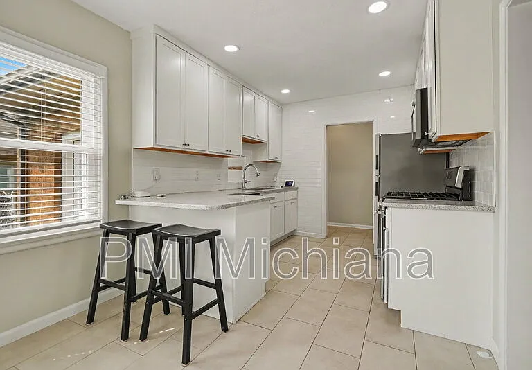 510 E Pokagon St — Photo 7