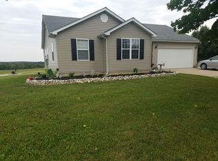 1863 Highway Cc, Cuba, MO 65453