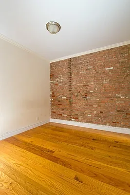 Rented by Exit Realty Landmark | media 14