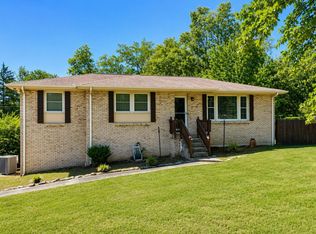129 Savely Dr, Hendersonville, TN 37075