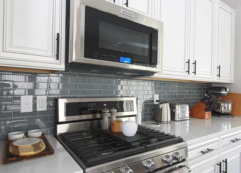 1264 W 11th Ave — Photo 13