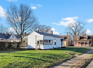 722 Bristow St, Belleville, IL 62221