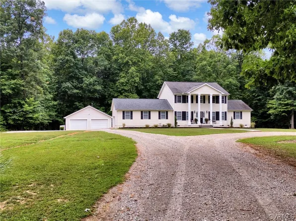 2190 Pine Cove Trl, Powhatan, VA 23139
