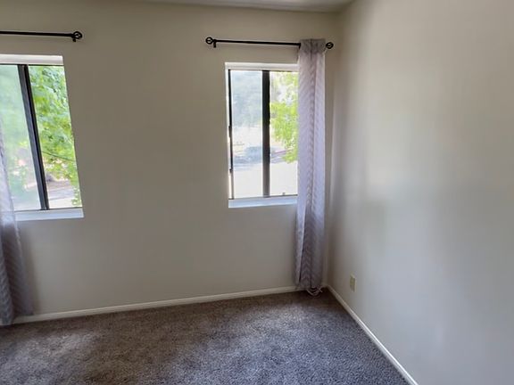 4th image of 3954 New York Ave #B