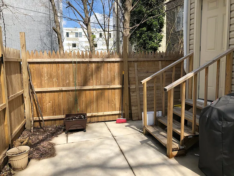522 N Preston St #1F — Photo 20