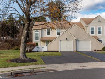 1811 Hennessy Dr, Southampton, PA, 18966