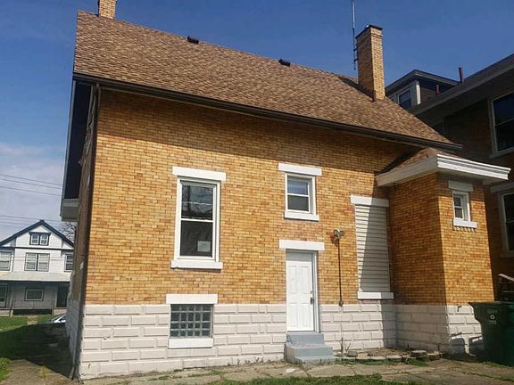 2nd image of 3763 Saint Lawrence Ave
