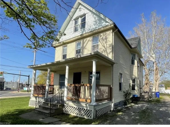 3403 Fulton Rd, Cleveland, OH 44109
