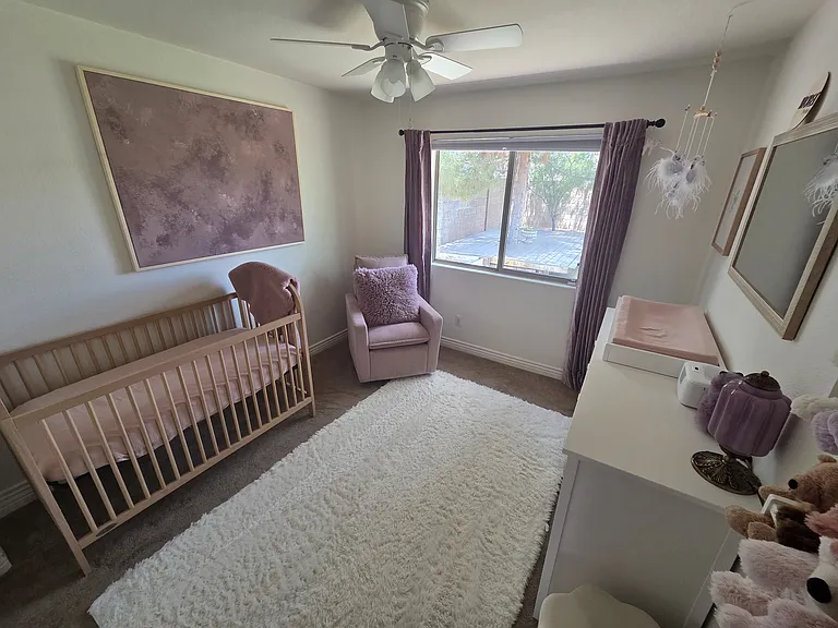 424 W Comstock Ct — Photo 28