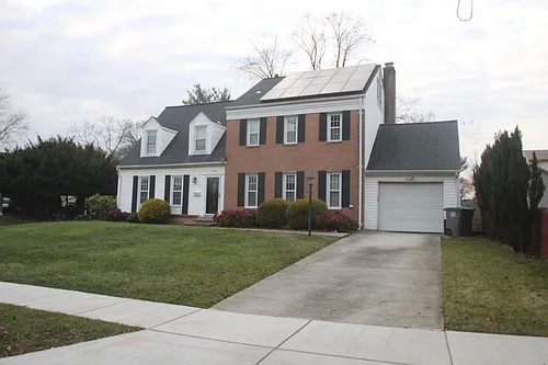 1724 Yale Pl Photo 1
