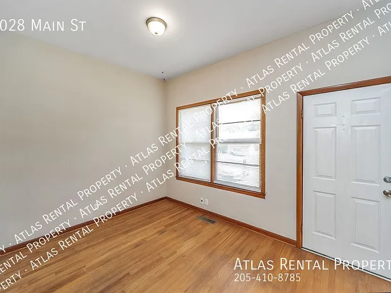 1028 Main St — Photo 9