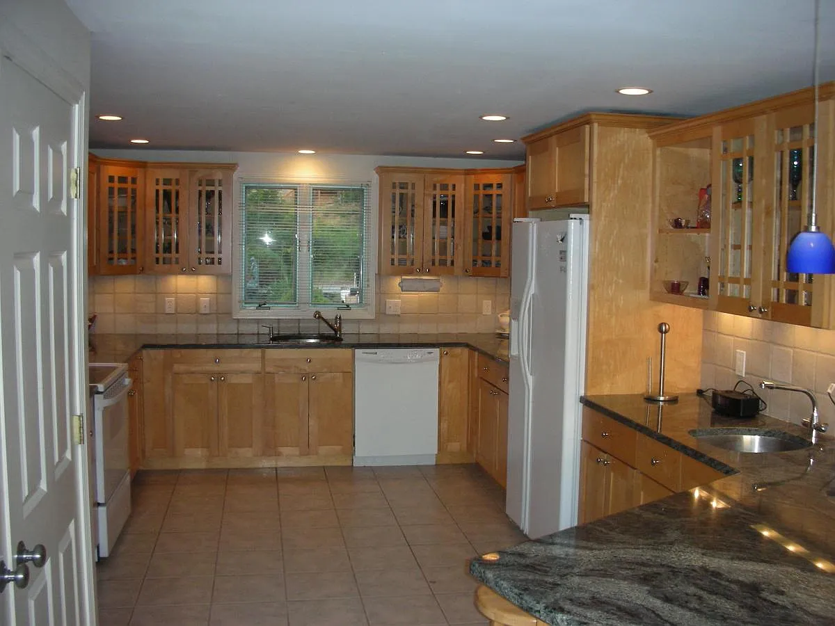 4 bed, 1926 sqft, $3,000 — Photo 4