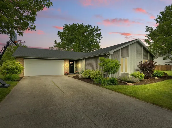 10835 Longwood Dr, Fort Wayne, IN 46845