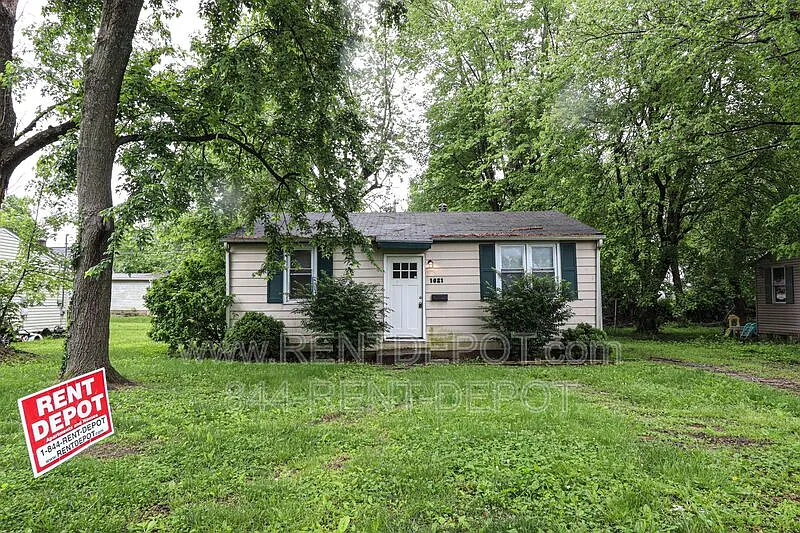 1621 Rheinhardt Ave photo 1