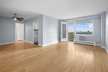 5900 Arlington Avenue, #19D