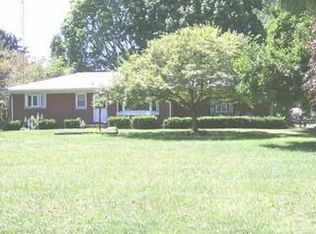 5579 Old Logan Rd SE, Lancaster, OH 43130