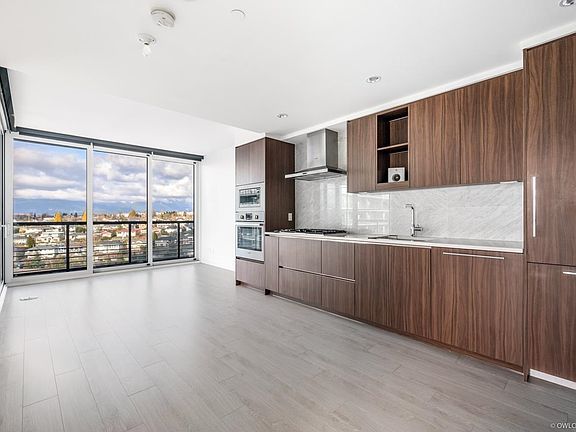 3rd image of 4730 Lougheed Hwy #1405