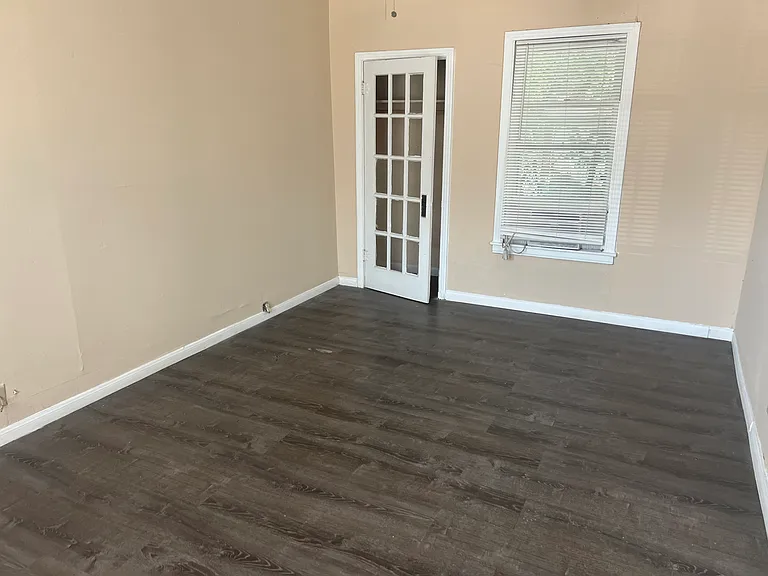 2523 S Pine St #2 — Photo 6