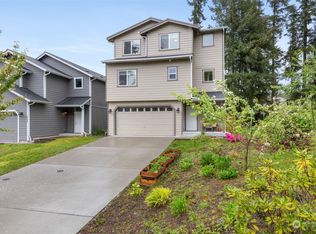 4250 SE Horsehead Way, Port Orchard, WA 98366
