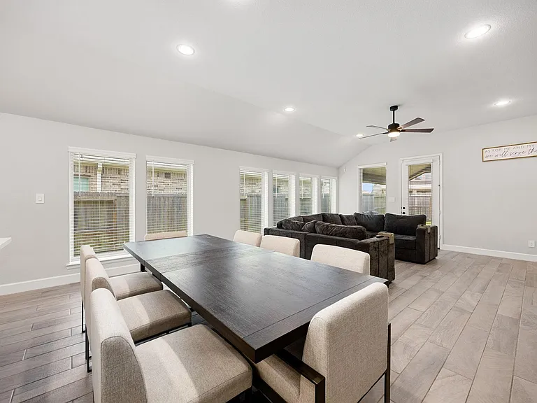 2122 Germander Ln — Photo 18