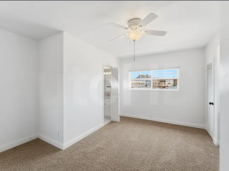 1220 Mandalay Beach Rd — Photo 30