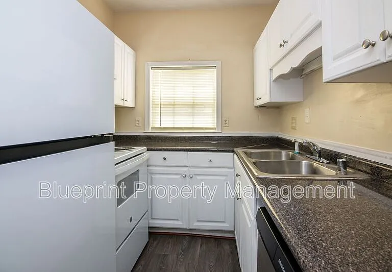 1720 Cullman Ave #3 — Photo 3