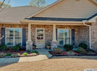 114 Legacy Trace Dr, Huntsville, AL 35806