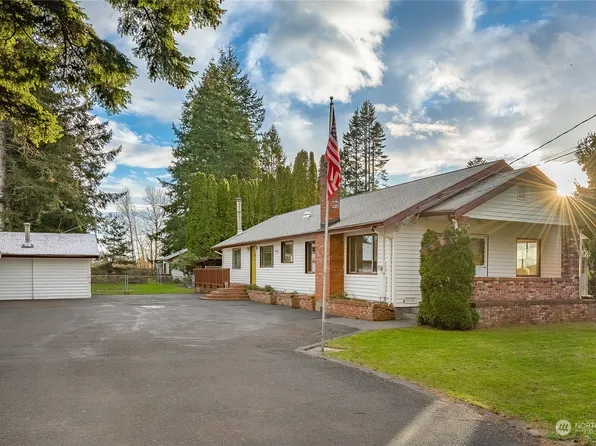 2719 Cedarwood Ave, Bellingham, WA 98225