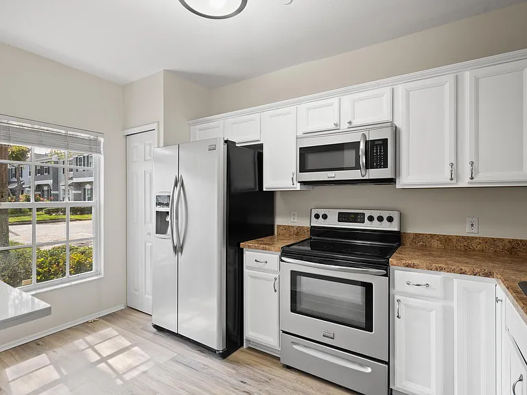 337 Countryside Key Blvd — Photo 12