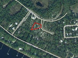 Kit Fox Ln, Panacea, FL 32346