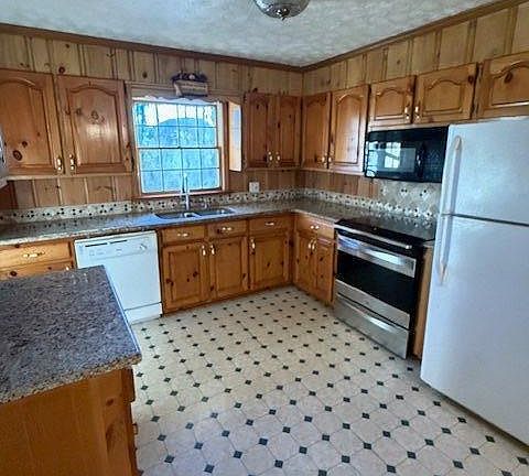 4th image of 120 Dan Cheri Dr