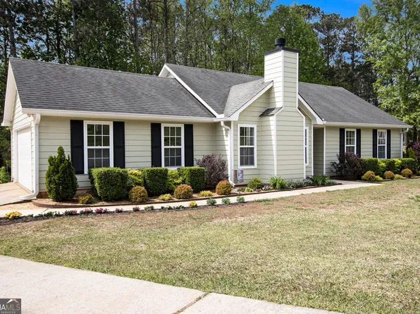 70 Bonnie Ln, Newnan, GA 30265