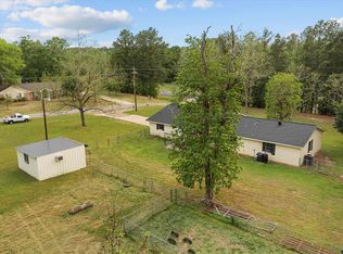 155 Angela Ln, Henderson, TX 75654