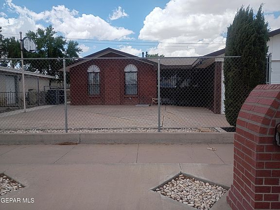 2nd image of 912 Agua Prieta Dr