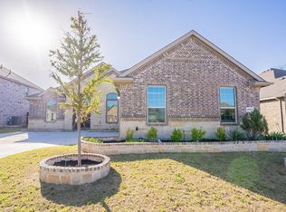 3623 Twin Pines Dr, Midlothian, TX 76065