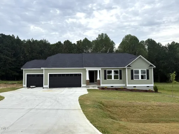 187 Mangrove Ct, Four Oaks, NC 27524