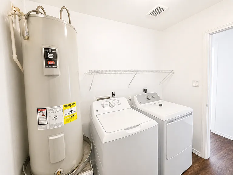 4124 Wensledale Dr #1 — Photo 8