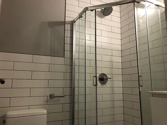 Rented by Premier Metro Realty Corp | media 14