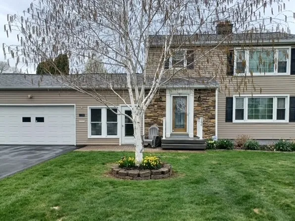 196 Orchard Park Blvd, Rochester, NY 14609