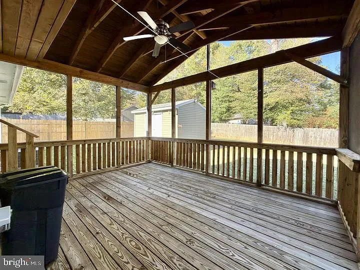 6806 Bob White Ln — Photo 21